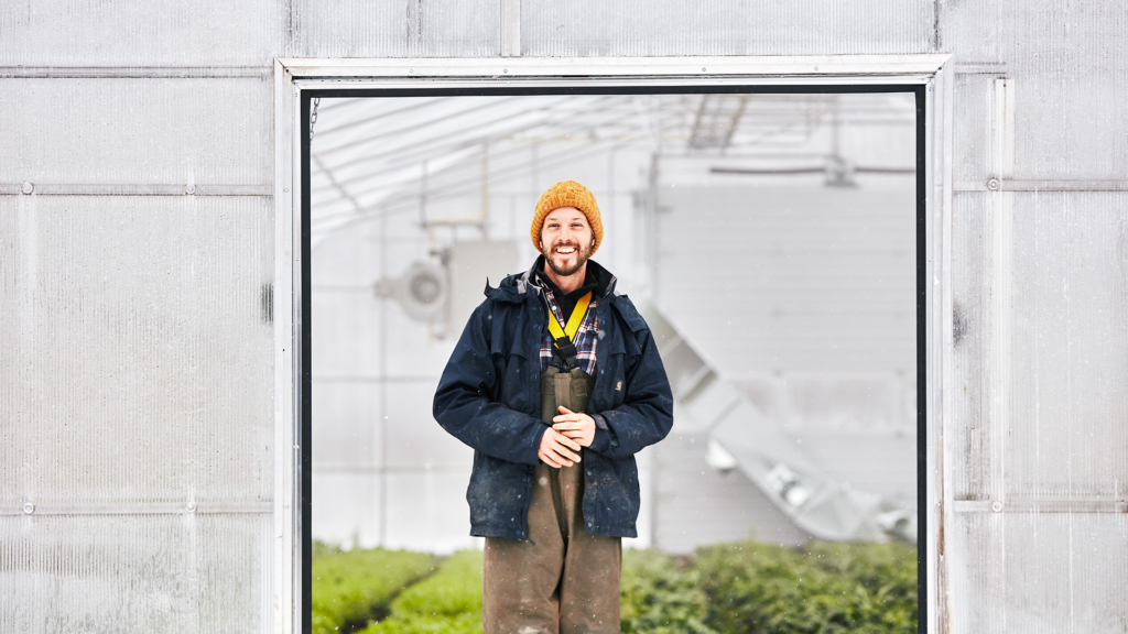 Récolter l’hiver : Un documentaire qui vous fera découvrir l’étonnante aventure de maraîchers qui cultivent des légumes en plein hiver